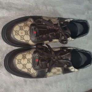 Authentic Gucci‘s